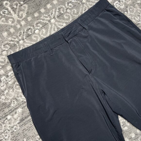 Fabletics Mens Performance Tech Pants Size XL 36X30 Black Stretch Lightweight - Picture 2 of 11